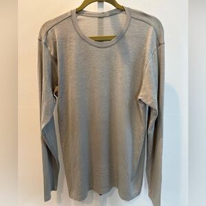 Lululemon Athletica Men’s Gray Long Sleeve Tee Vent Tech Breathable Size L